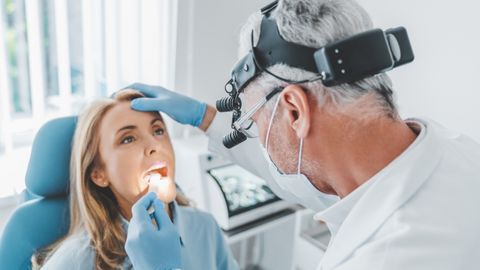 Our otolaryngologists and head and neck surgeons provide exceptional, comprehensive care, from initial consultation and diagnosis through treatment and follow-up.